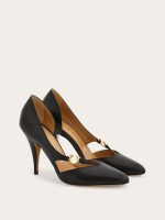 Ferragamo Pump with Gancini detail - Image 5